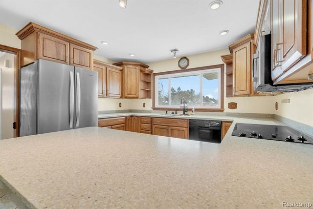 6800 Peck Road, Lexington, MI 48450