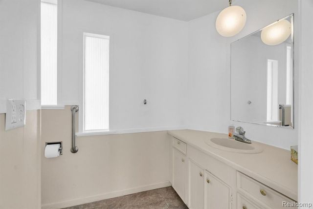 6800 Peck Road, Lexington, MI 48450