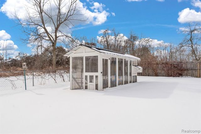 6800 Peck Road, Lexington, MI 48450