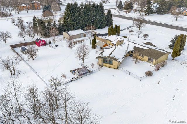 6800 Peck Road, Lexington, MI 48450