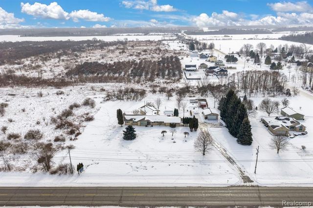 6800 Peck Road, Lexington, MI 48450