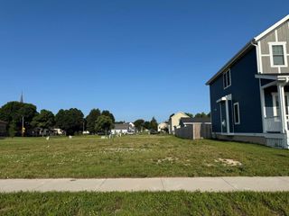 1619 N 21ST STREET, Milwaukee, WI 53205