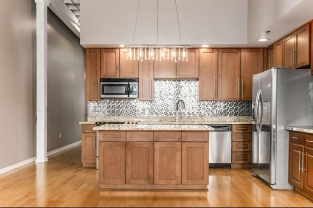 78 E Chestnut Street, 602, Columbus, OH 43215