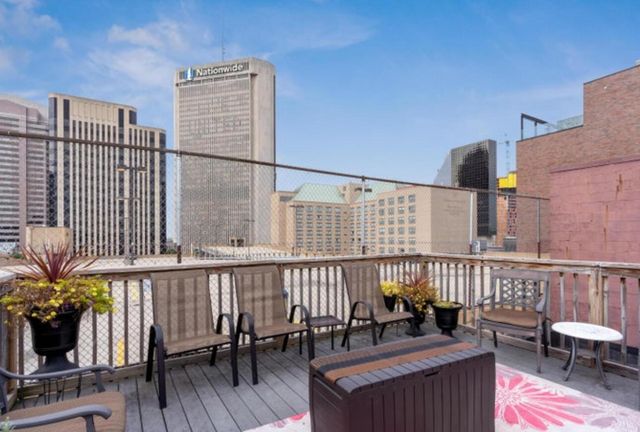 78 E Chestnut Street, 602, Columbus, OH 43215