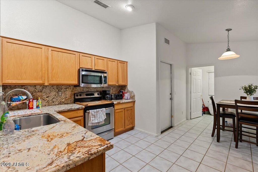 12063 S 174TH Avenue, Goodyear, AZ 85338 — photo 4
