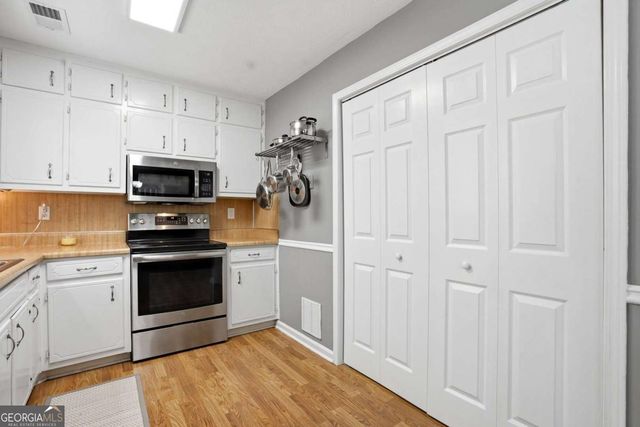 3341 Birchwood Trail, Snellville, GA 30078