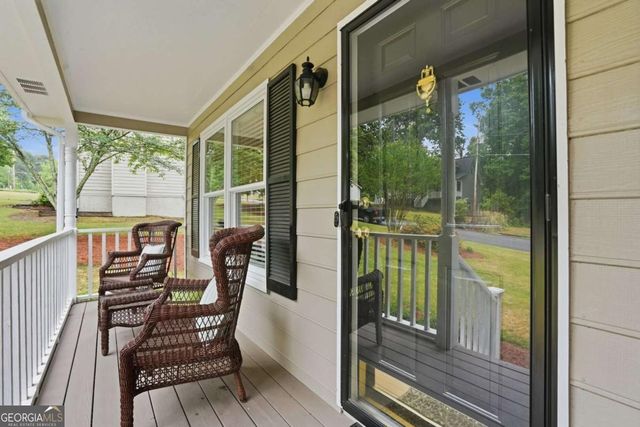 3341 Birchwood Trail, Snellville, GA 30078