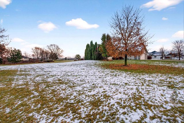 8094 COLEMAN RIDGE ROAD, Neenah, WI 54956