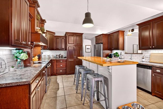 8094 COLEMAN RIDGE ROAD, Neenah, WI 54956