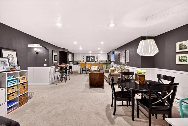 8094 COLEMAN RIDGE ROAD, Neenah, WI 54956