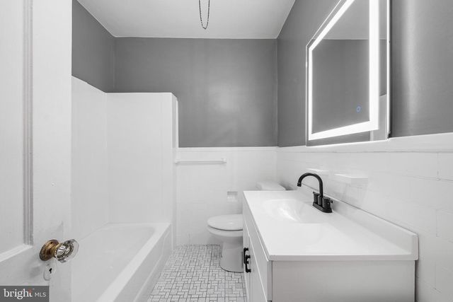 6630 BOYER ST, Philadelphia, PA 19119