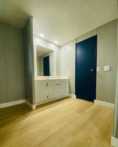 601 N Kirby Street 102, Hemet, CA 92545
