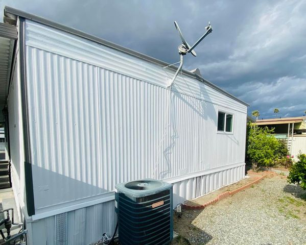 601 N Kirby Street 102, Hemet, CA 92545