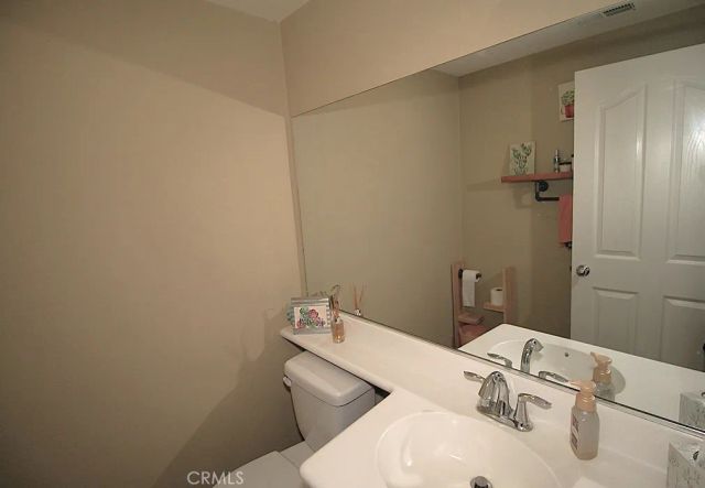 924 Condor, Barstow, CA 92311