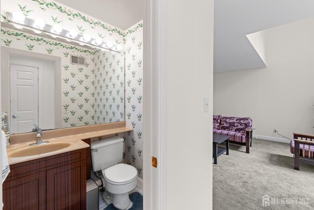 130 Sayre Drive 130, Plainsboro, NJ 08540