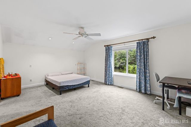 130 Sayre Drive 130, Plainsboro, NJ 08540