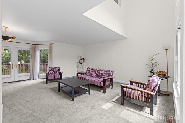 130 Sayre Drive 130, Plainsboro, NJ 08540