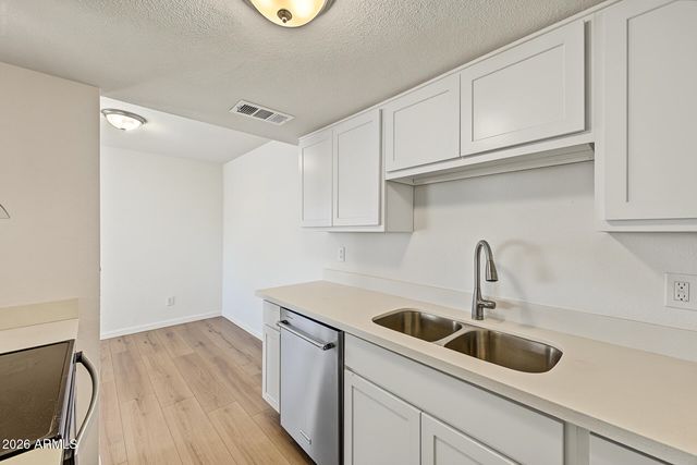 4015 S 45TH Street, Phoenix, AZ 85040