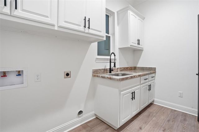 1120 Mary Diane Mccall, Lake Charles, LA 70605