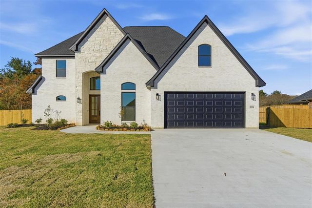 1120 Mary Diane Mccall, Lake Charles, LA 70605