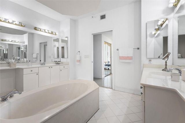 10770 NW 66th Street 404, Doral, FL 33178