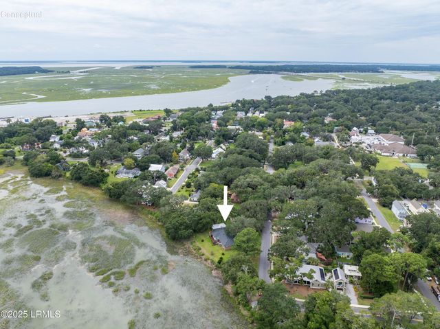 807 11th Street, Port Royal, SC 29935