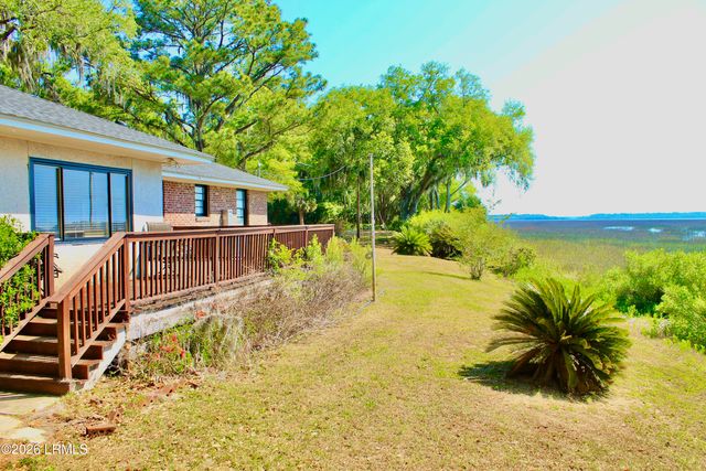 807 11th Street, Port Royal, SC 29935