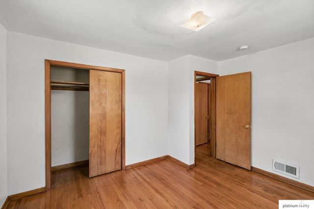 3718 J Street, Lincoln, NE 68510