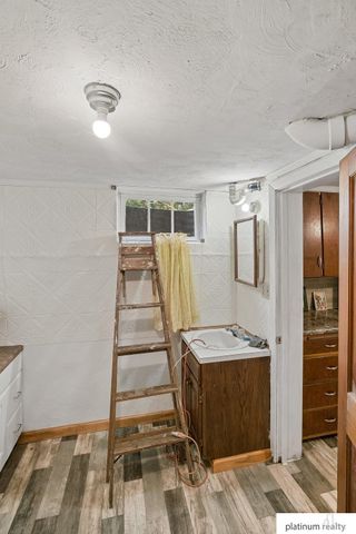 3718 J Street, Lincoln, NE 68510