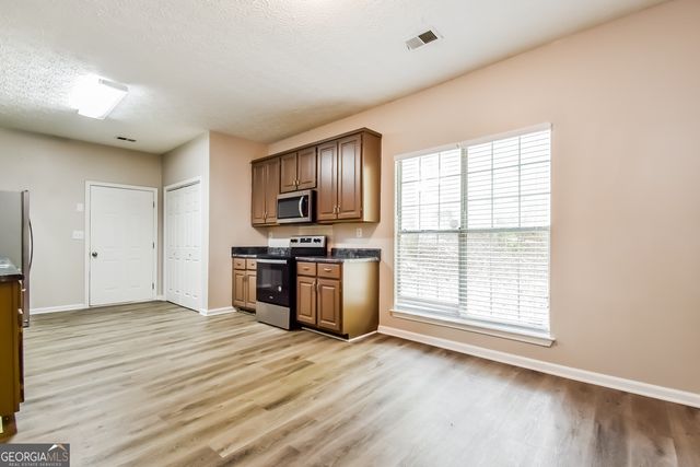 3949 Tyler Court, Ellenwood, GA 30294