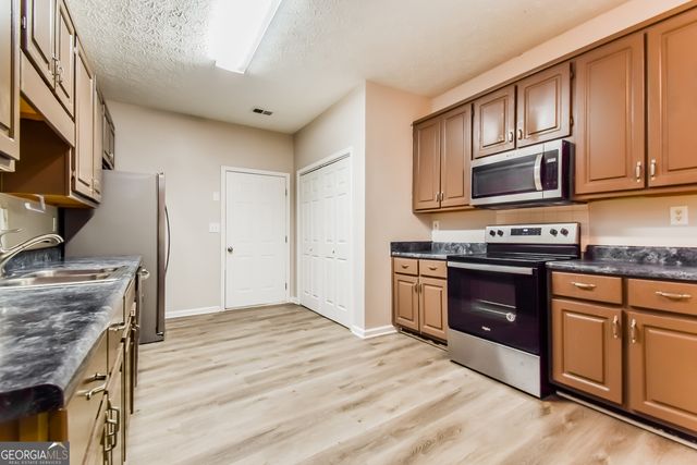 3949 Tyler Court, Ellenwood, GA 30294