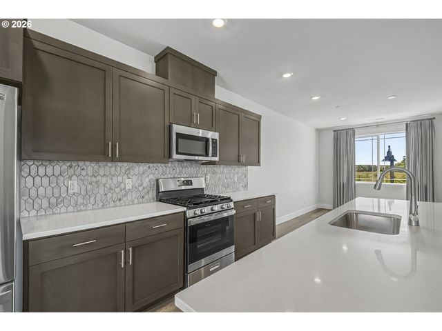 15129 Nw ORCHID St, Portland, OR 97229