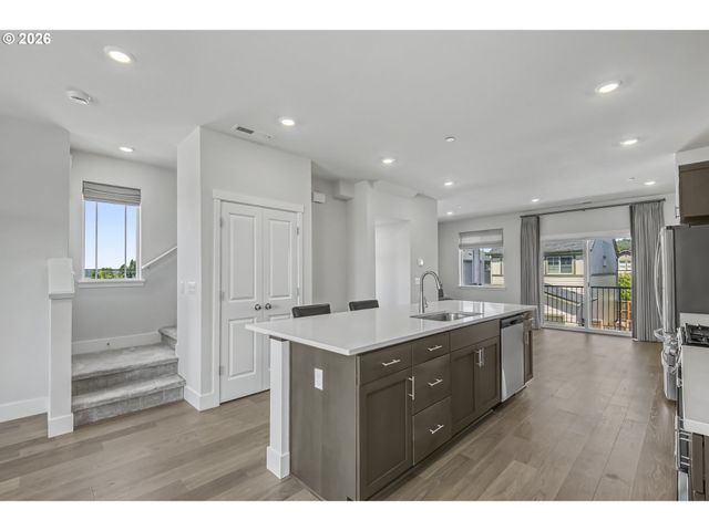 15129 Nw ORCHID St, Portland, OR 97229