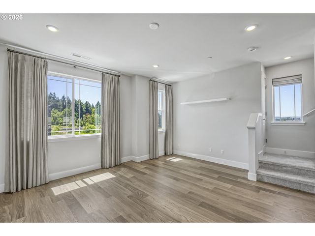 15129 Nw ORCHID St, Portland, OR 97229