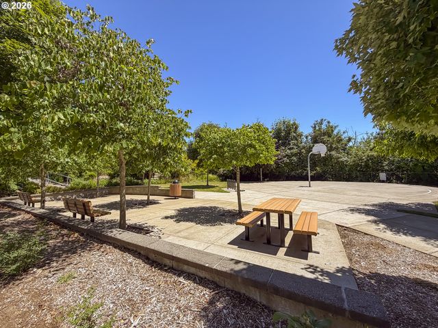 15129 Nw ORCHID St, Portland, OR 97229