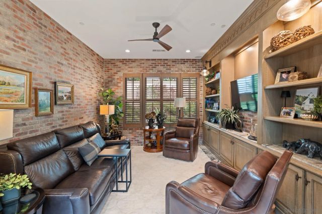 17051 San Antonio Rose Ct, San Diego, CA 92127