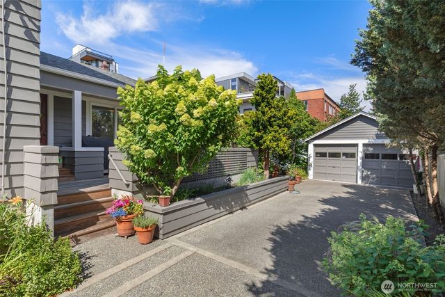 1218 3rd Avenue W, Seattle, WA 98119