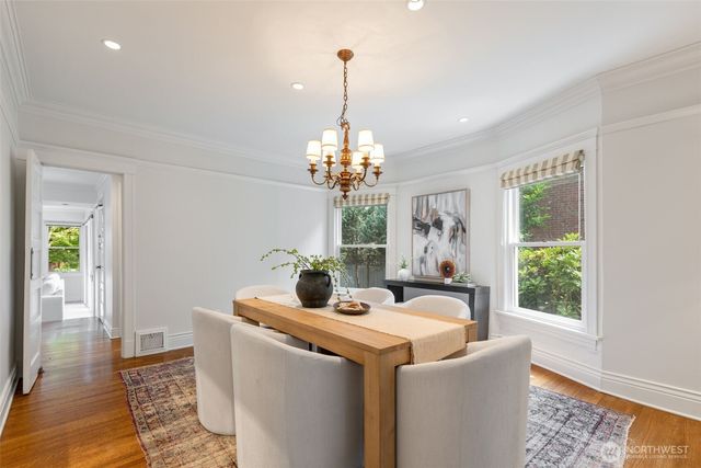 1218 3rd Avenue W, Seattle, WA 98119