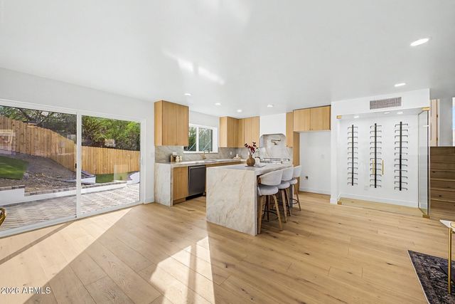 1315 E ECHO Lane, Phoenix, AZ 85020