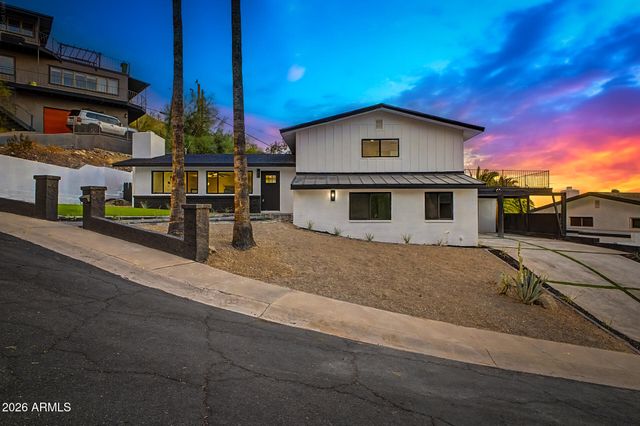1315 E ECHO Lane, Phoenix, AZ 85020