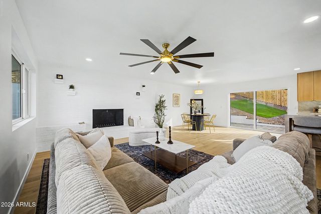 1315 E ECHO Lane, Phoenix, AZ 85020
