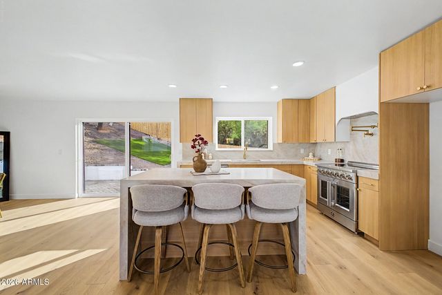 1315 E ECHO Lane, Phoenix, AZ 85020