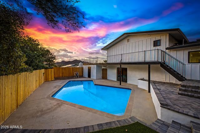 1315 E ECHO Lane, Phoenix, AZ 85020