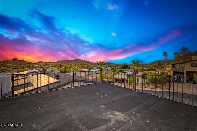 1315 E ECHO Lane, Phoenix, AZ 85020
