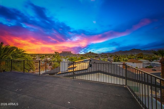 1315 E ECHO Lane, Phoenix, AZ 85020