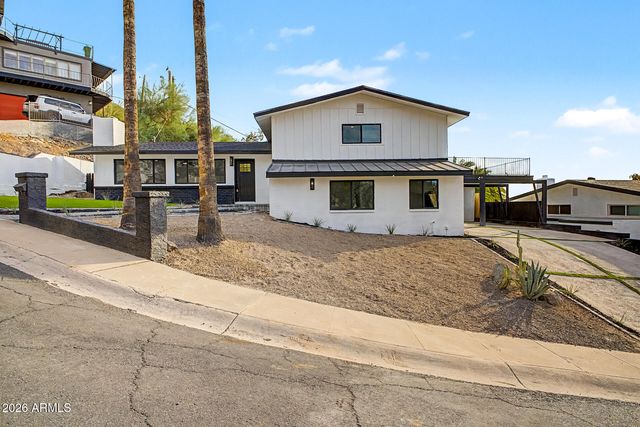 1315 E ECHO Lane, Phoenix, AZ 85020