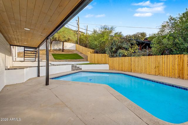 1315 E ECHO Lane, Phoenix, AZ 85020