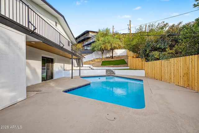 1315 E ECHO Lane, Phoenix, AZ 85020