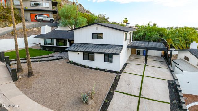 1315 E ECHO Lane, Phoenix, AZ 85020