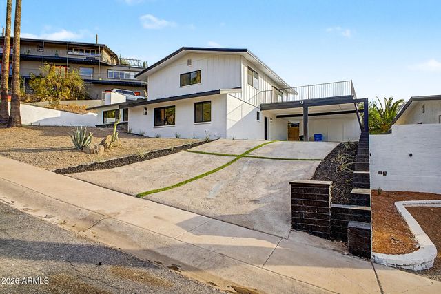 1315 E ECHO Lane, Phoenix, AZ 85020